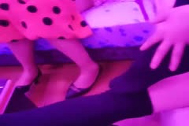 海外足疗探花路边的华人野鸡店伺候老外啪啪实录连续两场性爱小房间里的双飞啪啪各种爆草抽插