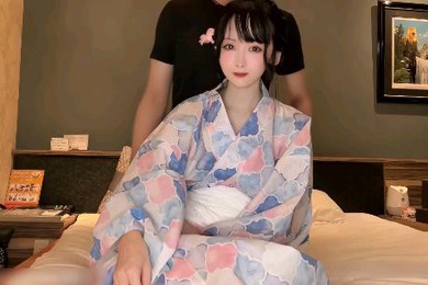 日本荡妇-甜美和服